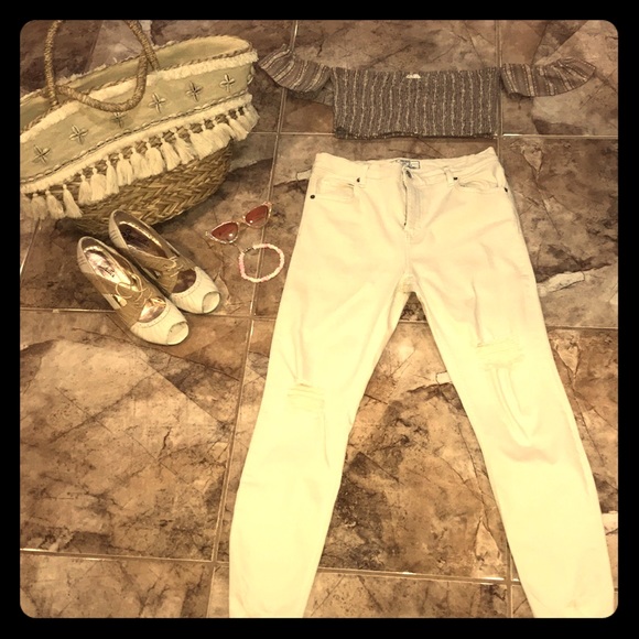 NWOT Free People slightly destroyed Tight pants 💕 - Picture 1 of 5